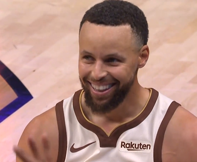 库里复出这状态是真好  国王vs勇士