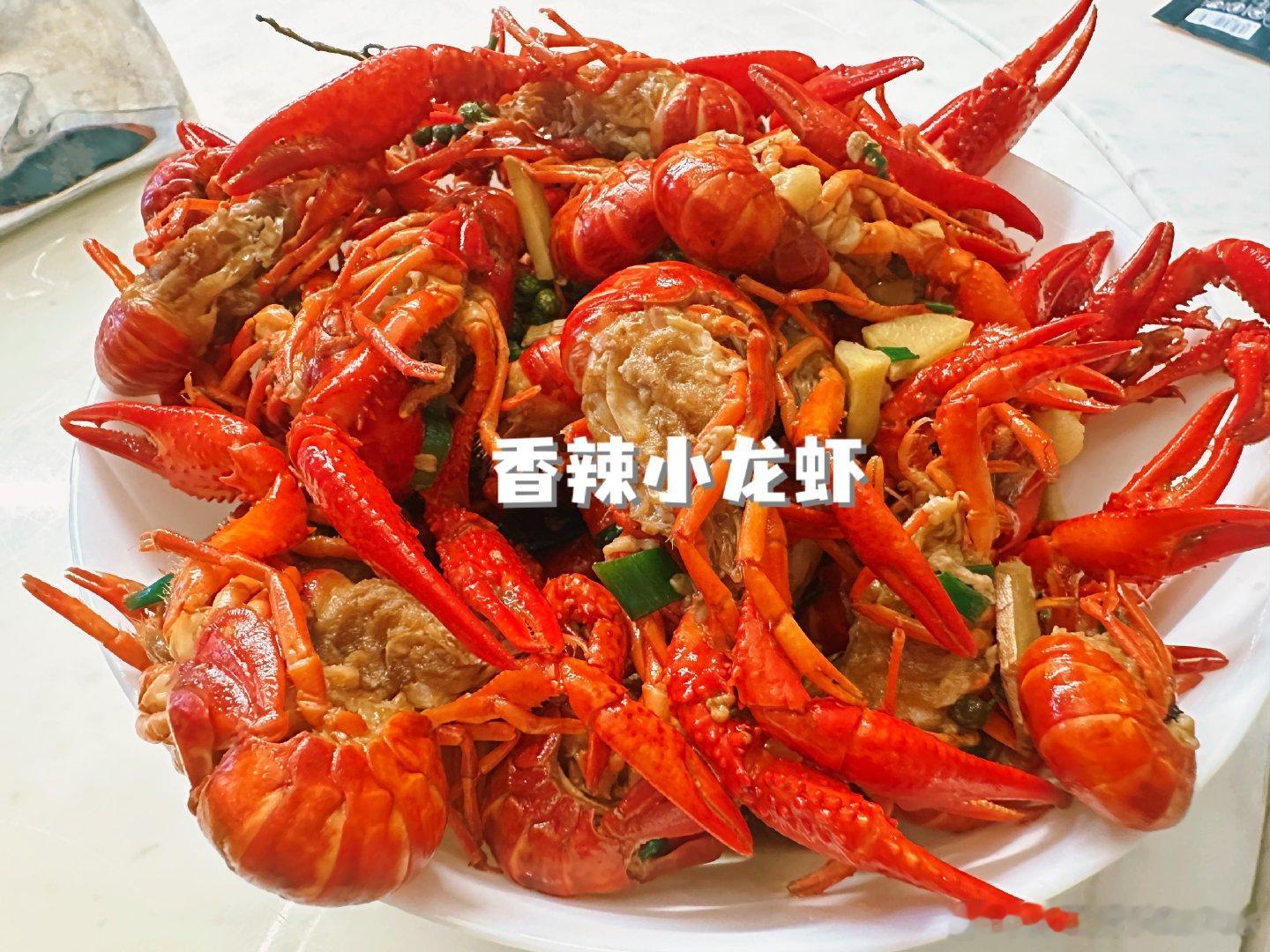 姥爷回南昌20天后回京的第一顿，全是南昌带来的😋😋😋 