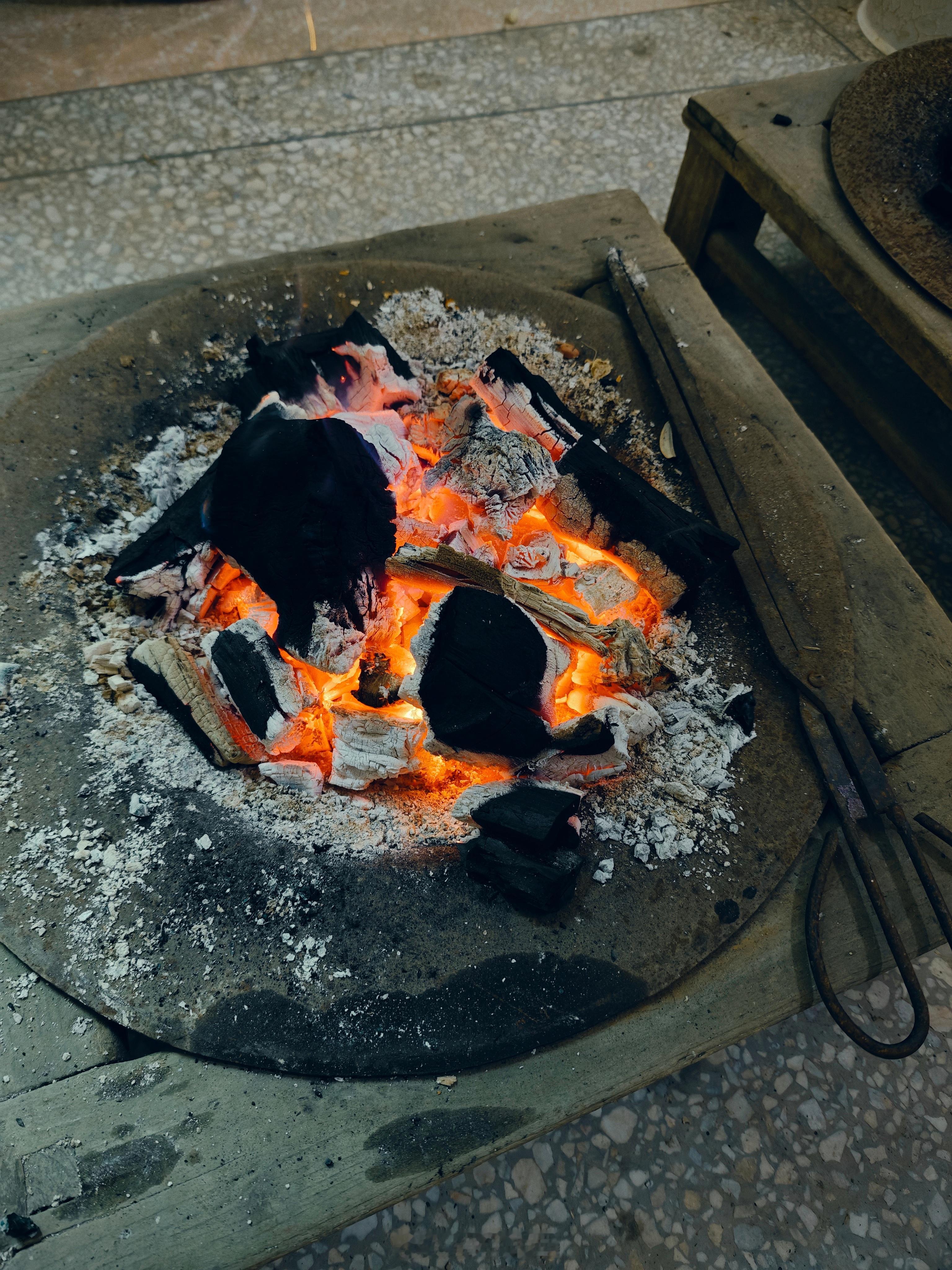 今年的假放了但没完全放发一张图吧，证明自己回村了 