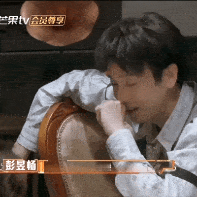 许凯彭昱畅两个易碎的男人密室大逃脱NPC突脸暴击，许凯彭昱畅直接吓成“玻璃渣”，