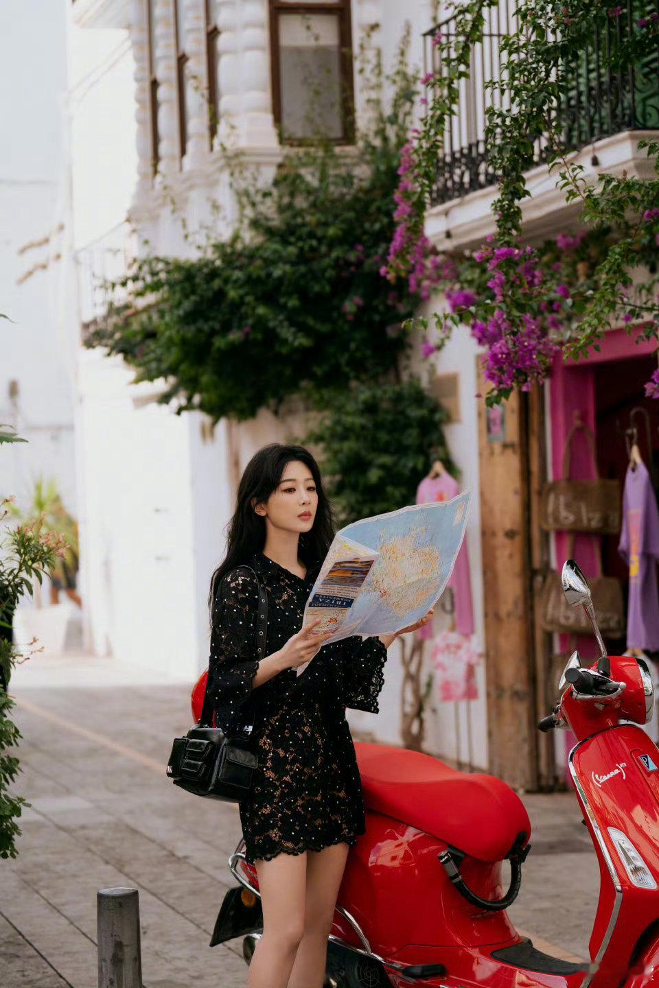 杨紫晒西班牙回忆  杨紫西班牙海岛阳光美景 杨紫晒西班牙回忆，海岛阳光美景，玩的