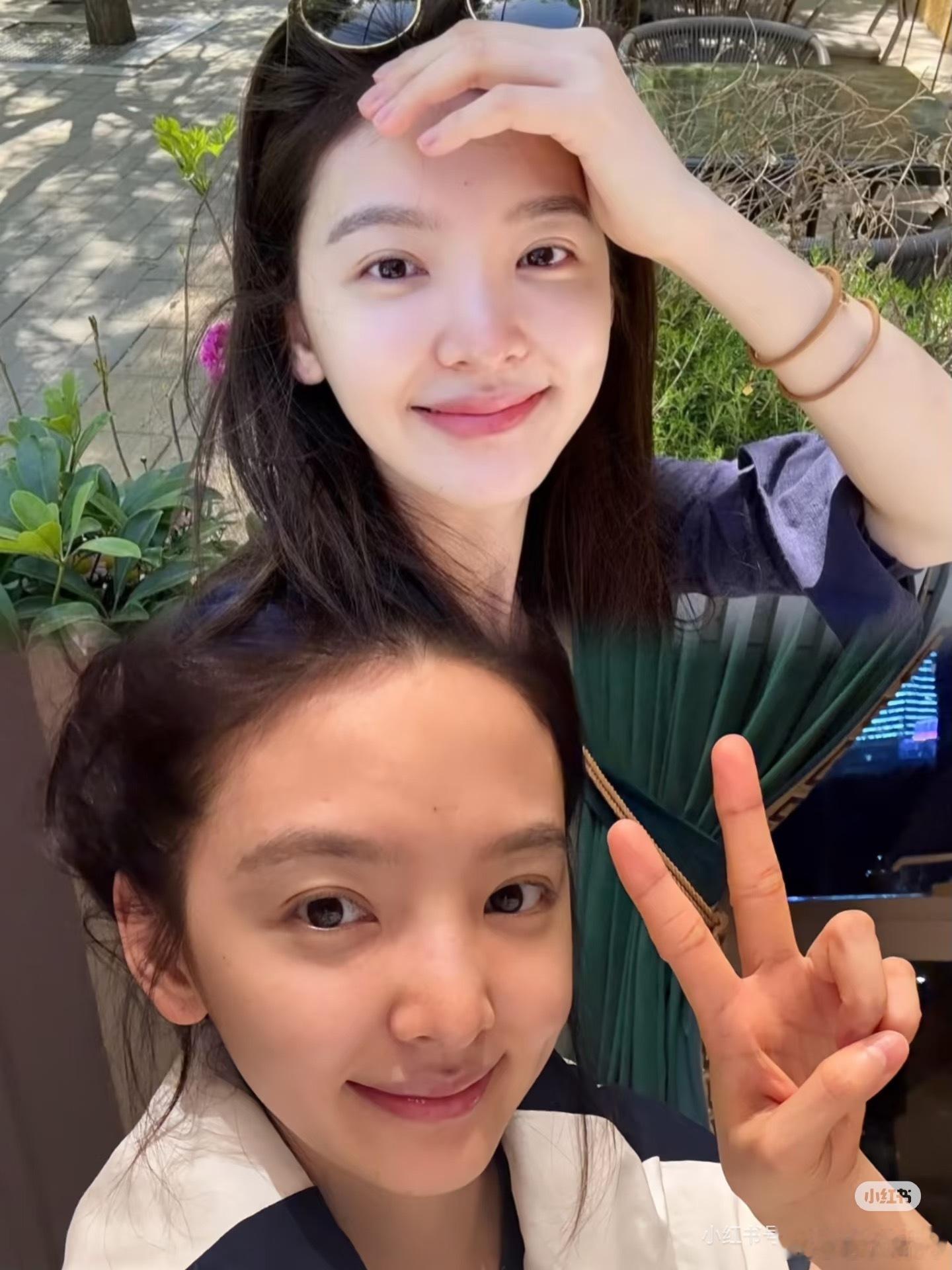 章若楠说大家卸了妆都长一样我能说真的不一样吗？你是卸妆也好美啊❗️❗️ ​​​
