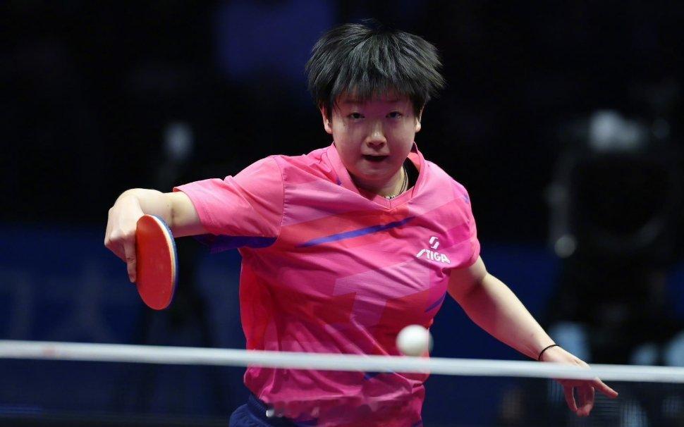 第十五届全运会乒乓球女团决赛河北vs山东第一局，孙颖莎11-2王晓彤，1-0领先