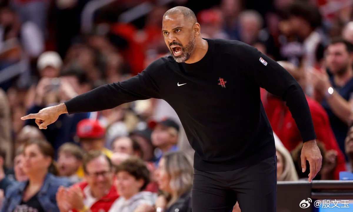 “有谢点谢，无谢点申。包夹兰特，放空阿门。”乌多卡被这16字口诀打得满头包。 