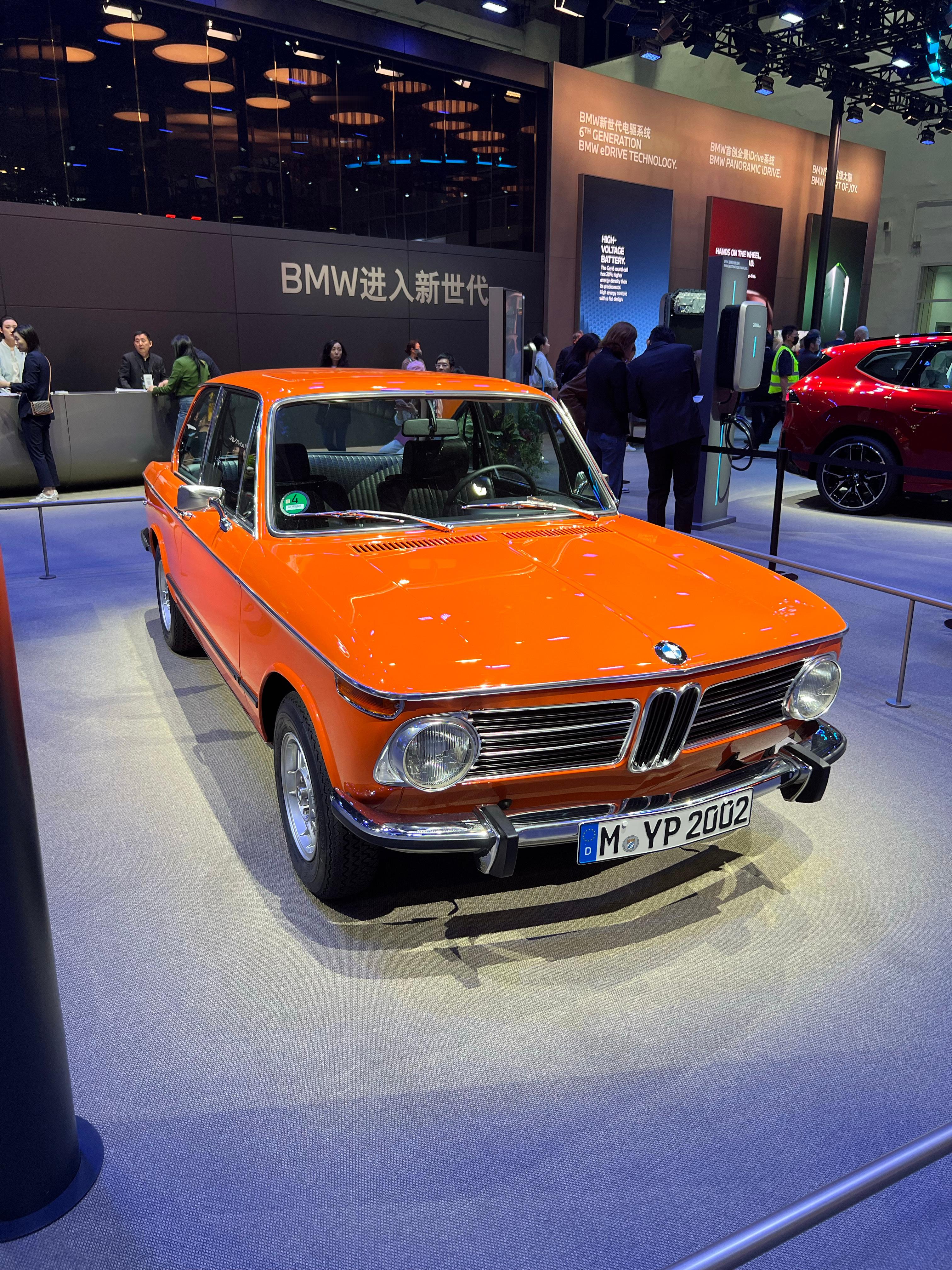 全新宝马IX3，你看是设计创新，实际上是致敬经典2026北京车展