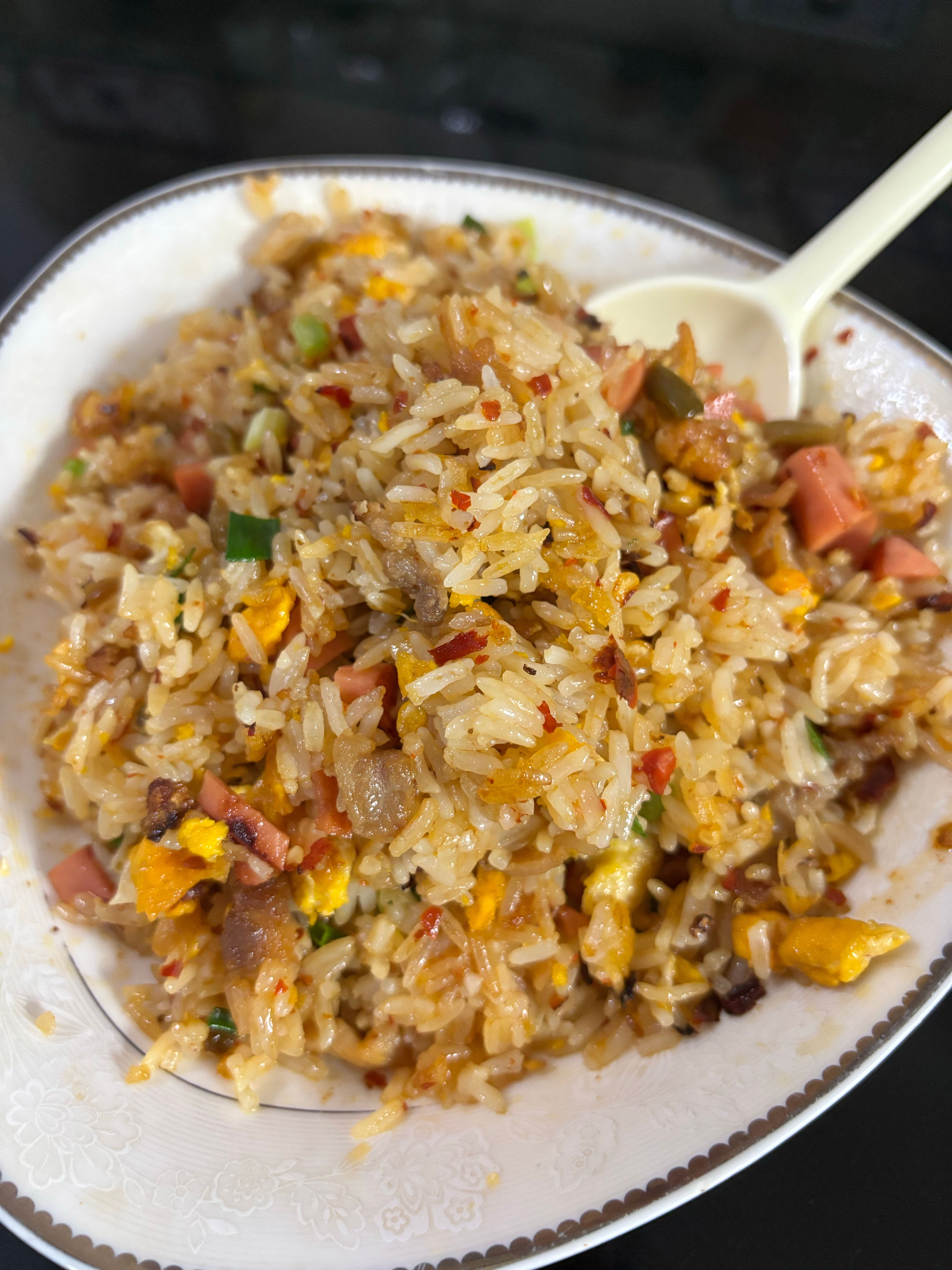 最爱的黄金炒饭 飞飞可以做厨娘了