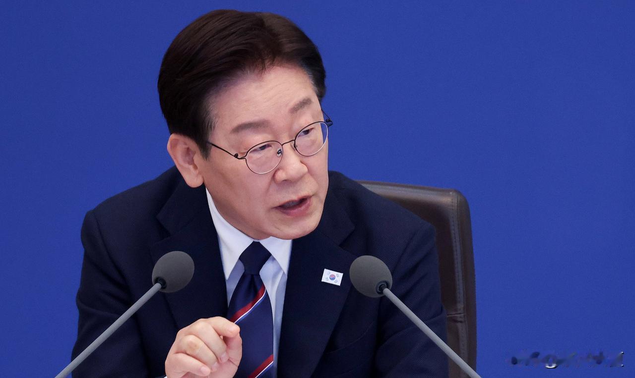 李在明硬刚以色列抓人事件！韩国的两个普通人，由于心地善良的，跟着国际援助船队，准