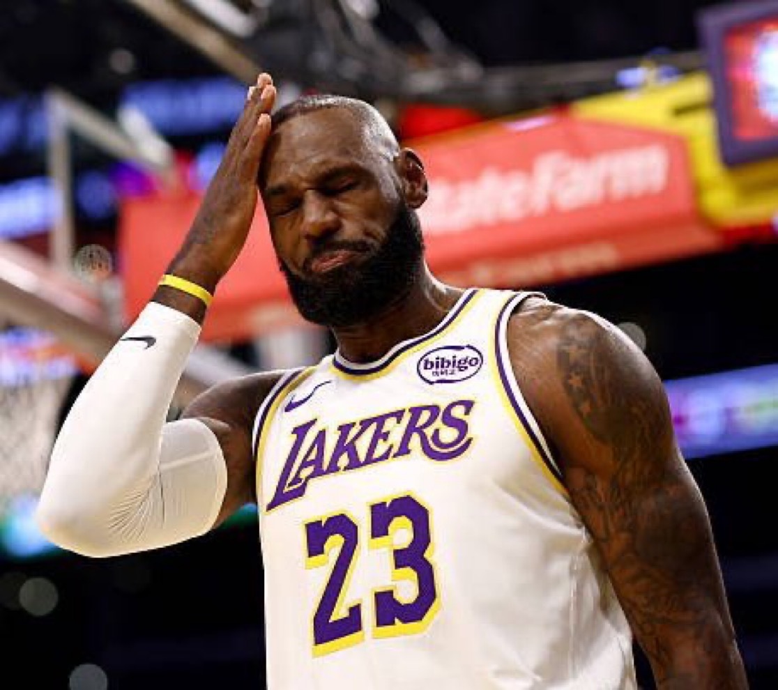 勒布朗·詹姆斯今晚：24 Points 5 Assists 3 Rebounds