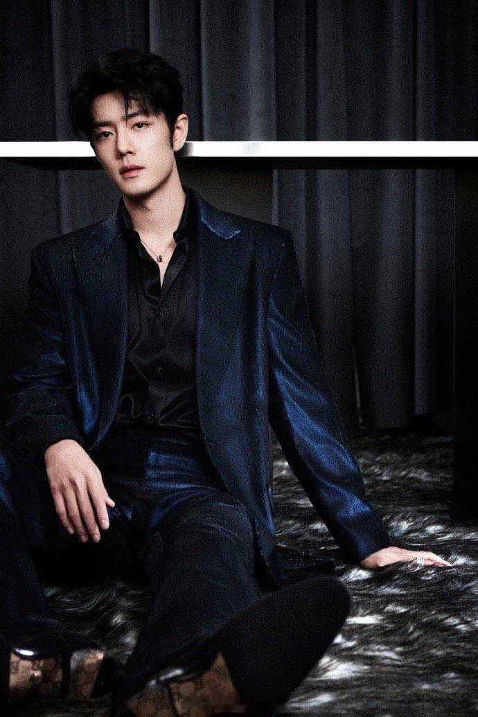 肖战第二套，Gucci 定制西装封神了肖战第二套