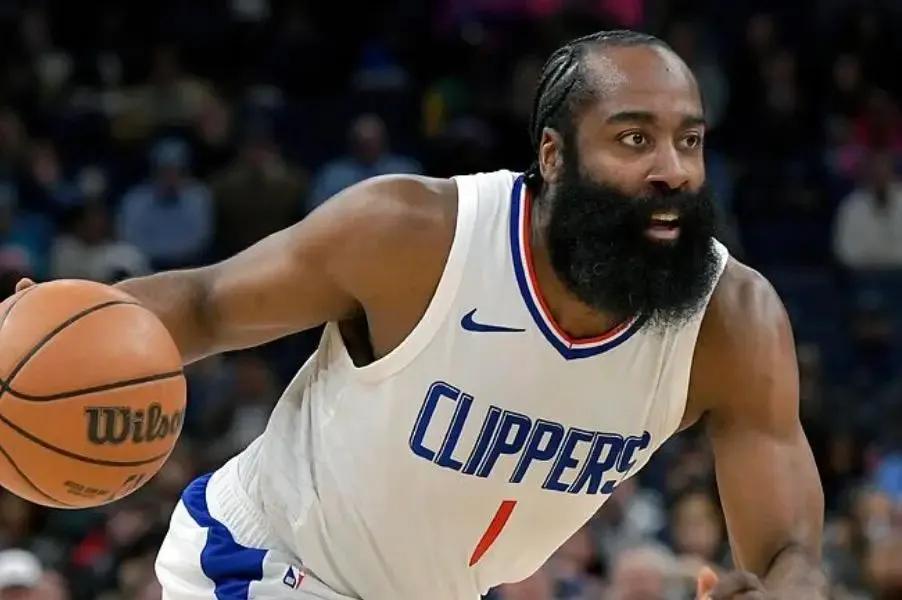 太让人失望了！快船95-109不敌国王，对于哈登表现我有三点想说的：
1.今天小