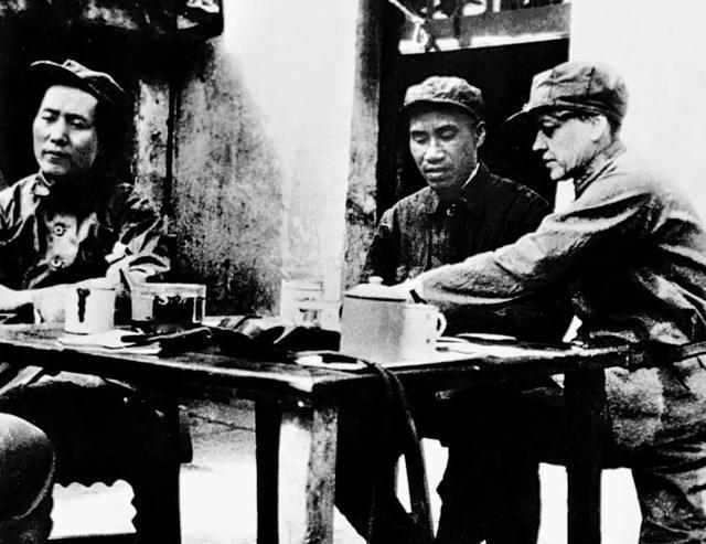 1976年5月27日，毛主席最后一次接见外宾，毛主席为了人民，生生不息的工作，不