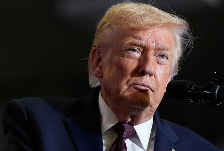 苦等多日，特朗普终于得到了关于访华的回应，只不过想必他也高兴不起来。

2月20