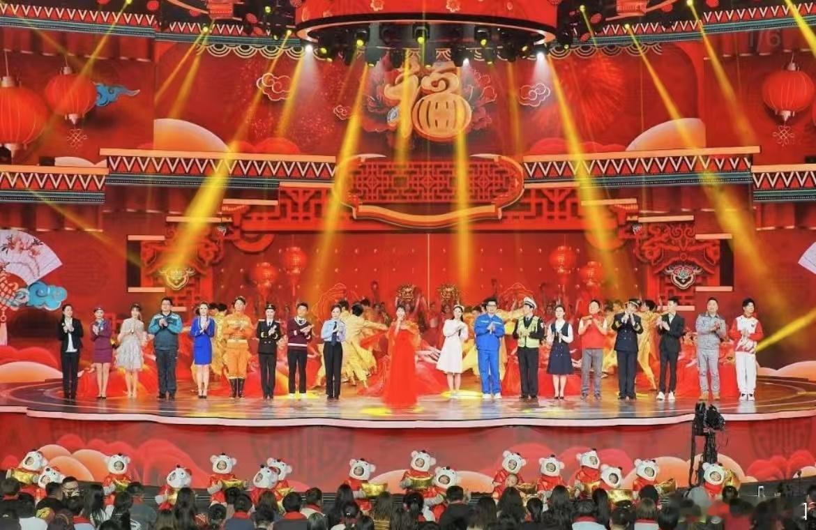 淘宝成为春晚独家电商互动平台  春节晚会要开场，放假啦回家乡，团团圆圆看春晚，年