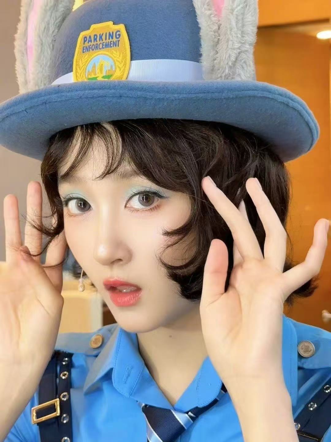 关晓彤朱迪live图关晓彤兔子警官朱迪哎呀萌称啥样了这个兔子警官·彤 ​​​