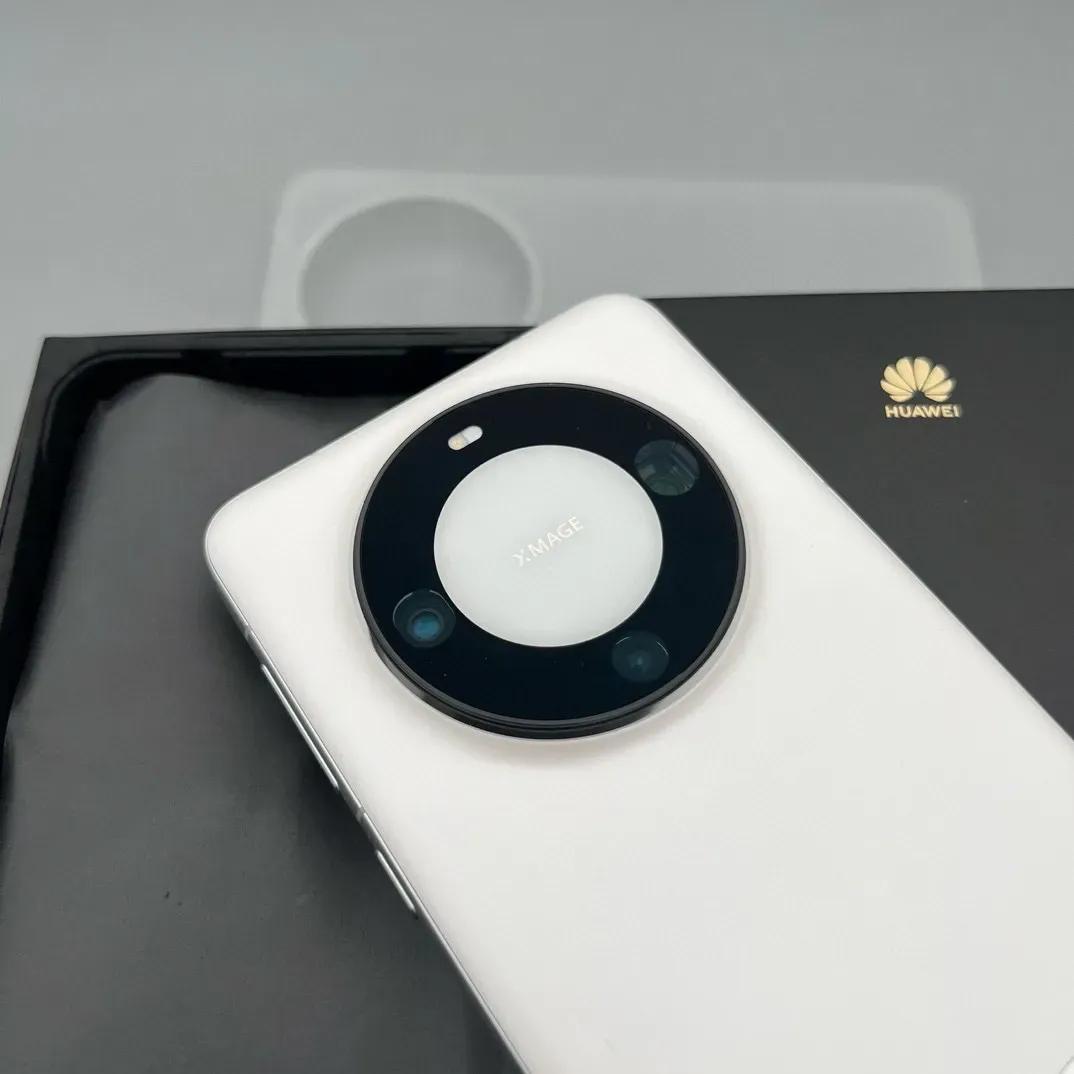 今年卖的最好的两款手机
一是华为Mate 60Pro
二是小米14标准版
你们觉