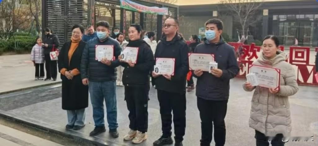 减25斤免756元物业费！德州这个小区的操作，全国业主喊着要抄作业。
 
“以前