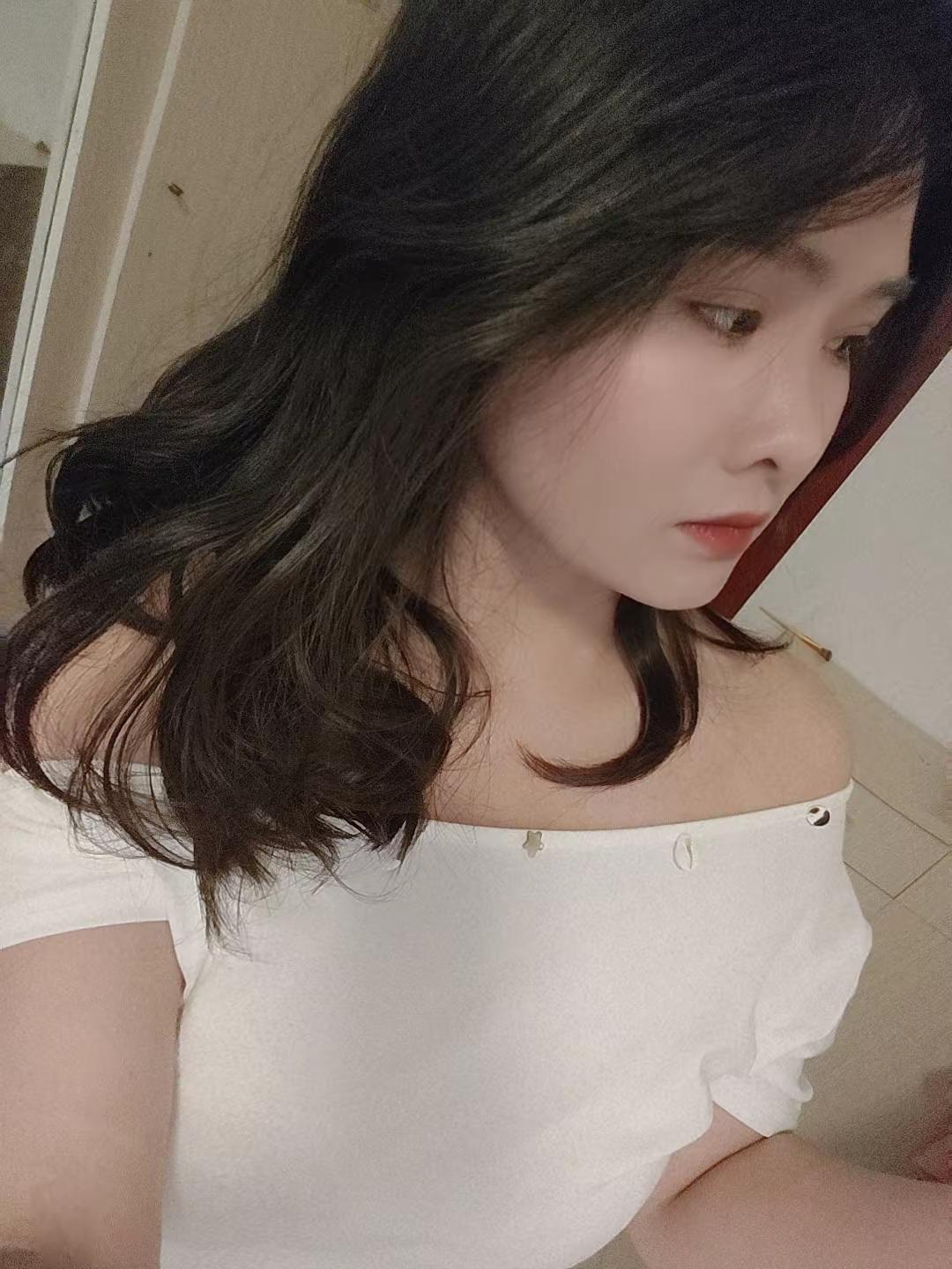 不一定要瘦成排骨，胖一点就不行了吗，
