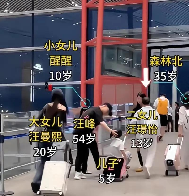 汪峰，男人的典范，他有很多优点，需要被各位爸爸们学习。
1.能唱会写能挣钱，挣钱
