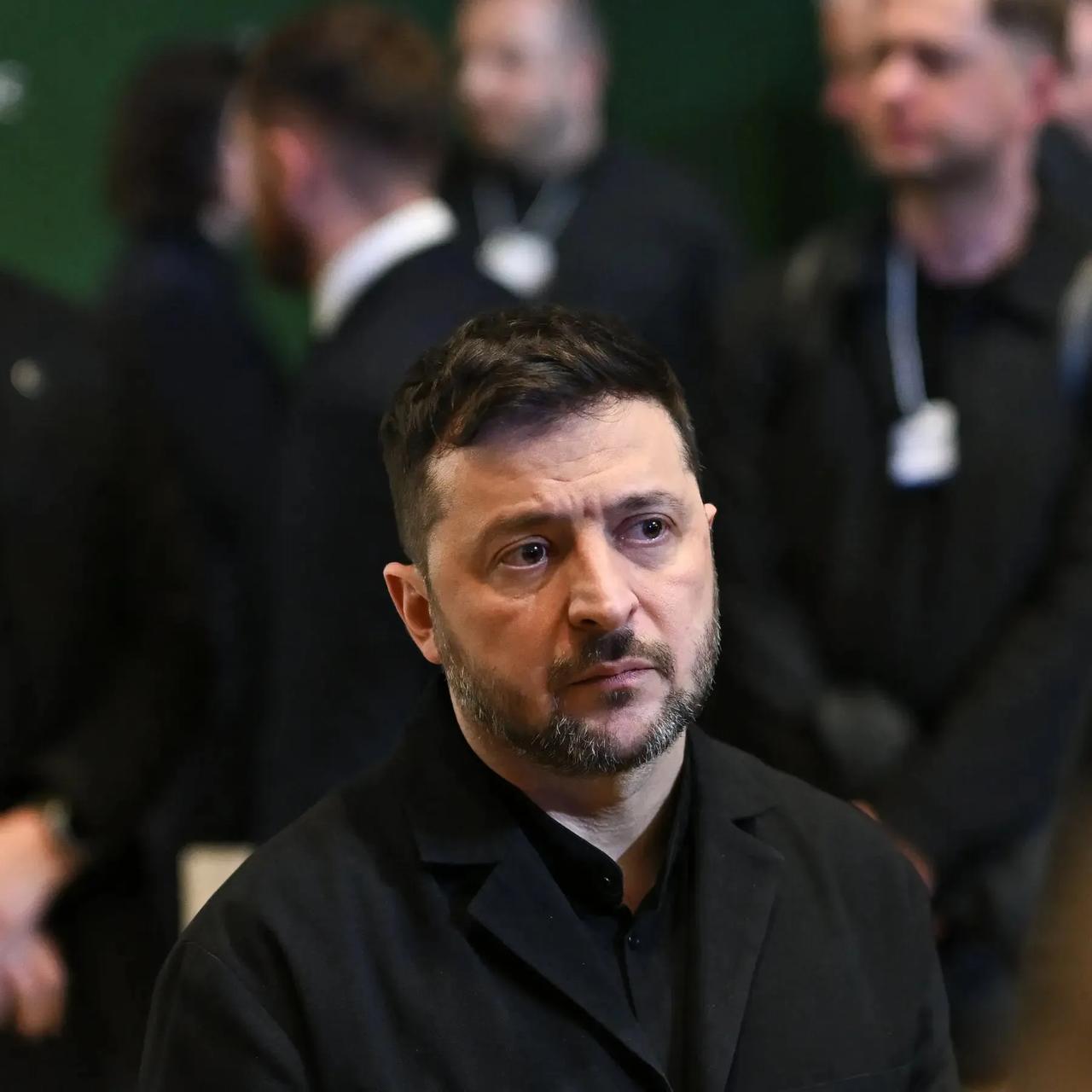 纽约时报：美乌代表在阿布扎比讨论了在顿涅茨克地区部分地区，部署中立维和部队的问题