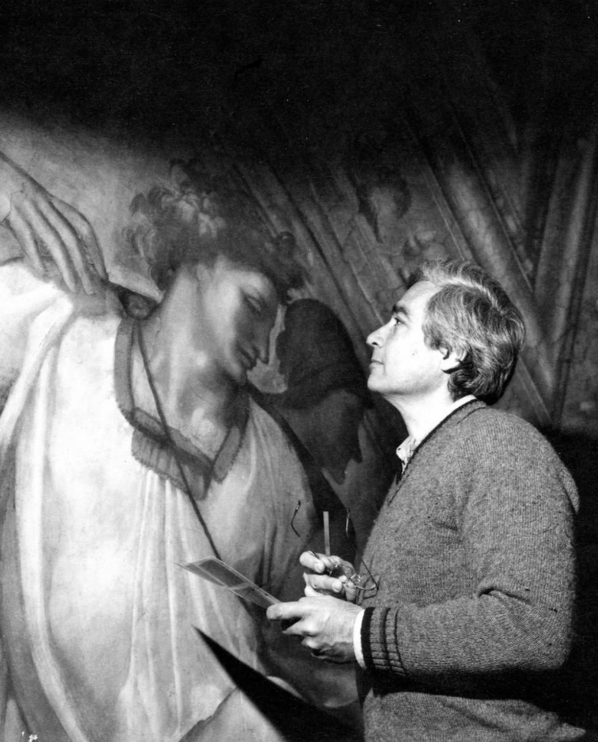 美学是麻木的反面。 