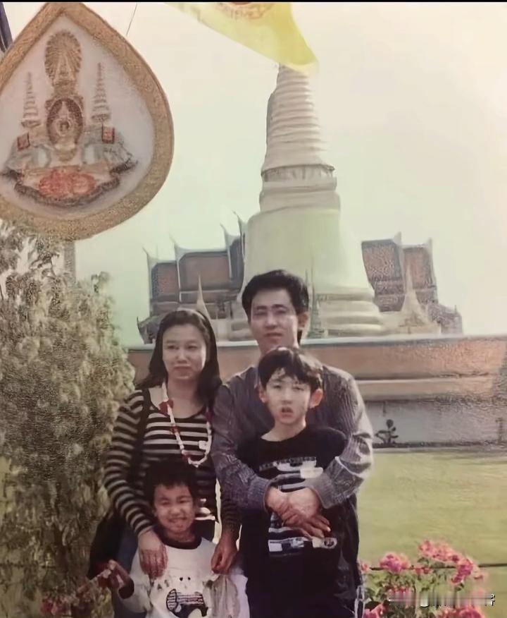 锒铛入狱满面憔悴生不如死的老许，会不会突然想起改变自己命运的那个下午！
三十多年