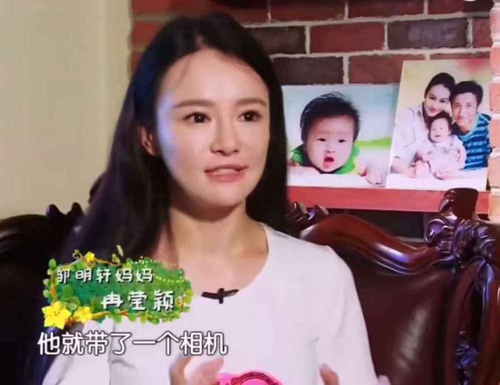 邹市明没有财务支配权邹市明打拳一身伤全网都在为邹市明抱屈，辛苦打拳，一身伤，赚了