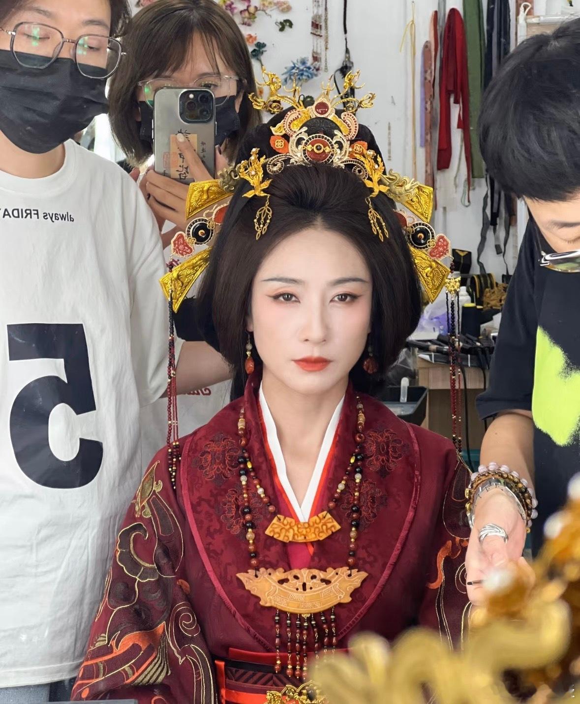 安陵容终于熬成太后了 不是身份低微的县丞之女，不是被人利用身不由己的鹂妃，而是气