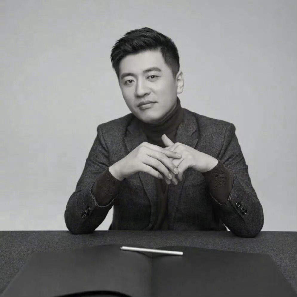 张雪峰公司发布讣告真的好震惊，张雪峰老师的视频我相信包括我在内有无数学子看过，他