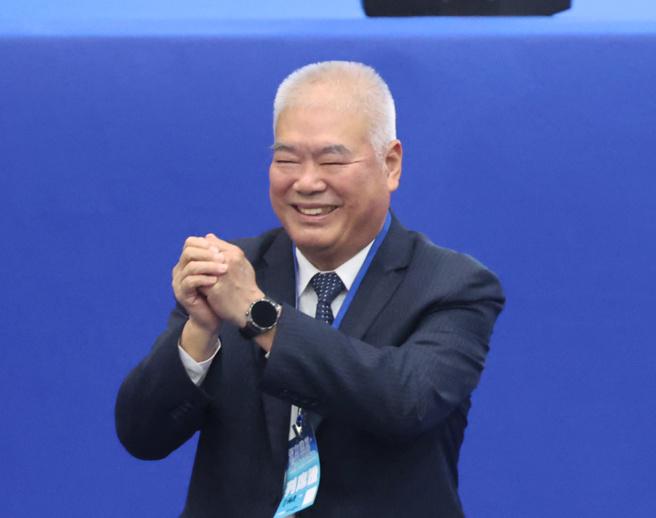 卢秀燕联手朱立伦、韩国瑜在党内“造反”？韩国瑜用“五个无愧”回应，紧急退回，国民