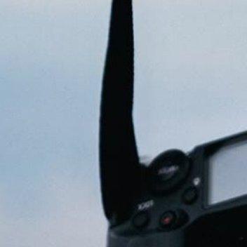 三脚架收好了，脚步停了，今夜，让梦在星光里慢慢显影。 