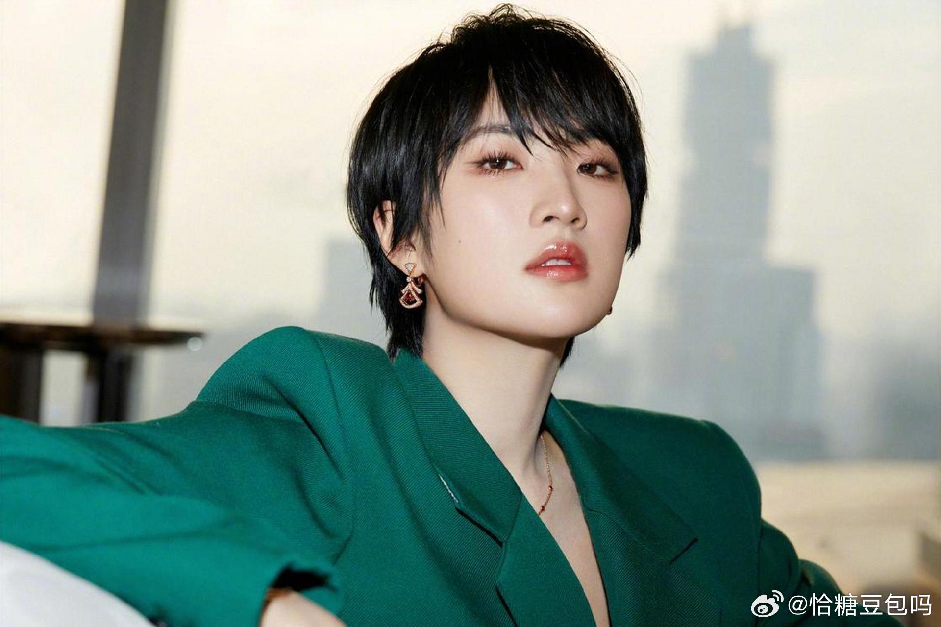 原来姚安娜、韩雪、许晴、刘若英这几位女星背后都有这么强的家世背景，难怪在娱乐圈不