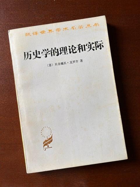 七月份，小暑、大暑齐上阵，天气酷热； 期间夹着“巴威”、“红霞”几场台风，电引雷