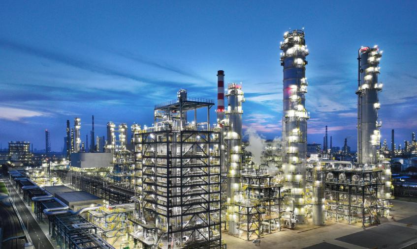 中国必须时刻做好战争准备，因为咱们未来面临的很可能不是中日冲突，而是全世界都在期