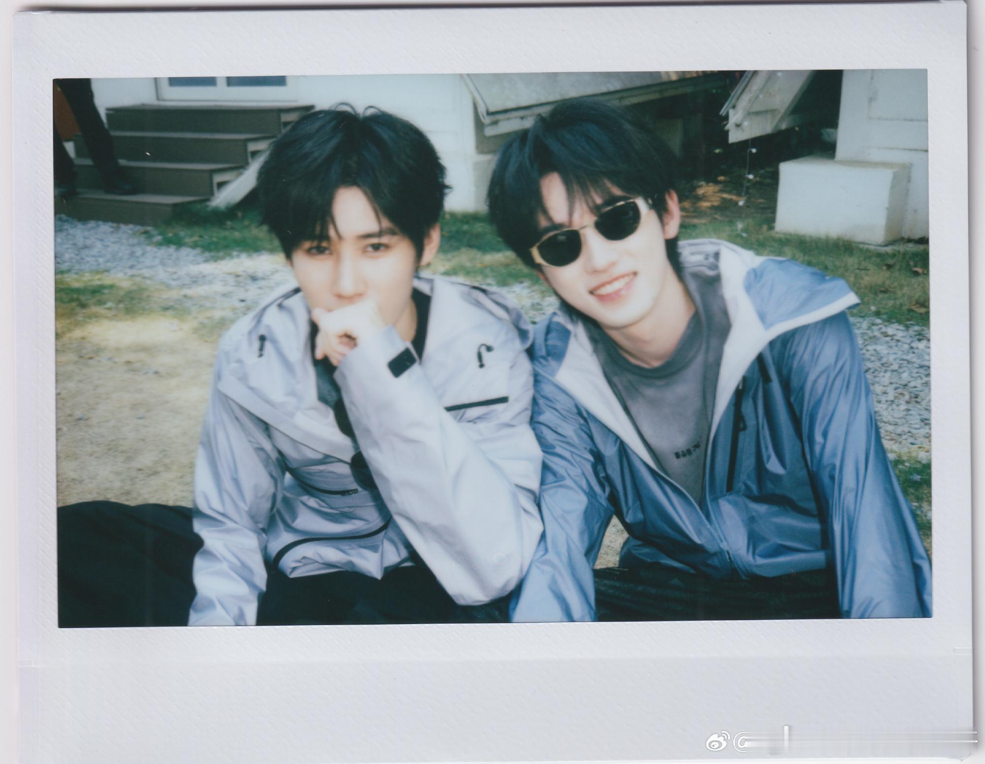 宋亚轩三个称呼庆生张真源宋亚轩为张真源庆生用了三个称呼 宋亚轩给张真源庆生用了三