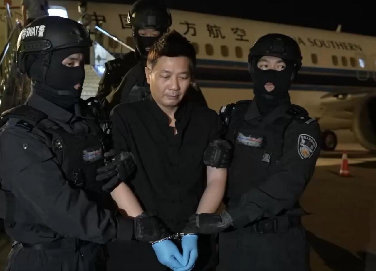近日，在柬埔寨有关部门大力支持下，公安部派出工作组，成功将陈志犯罪集团重要骨干成