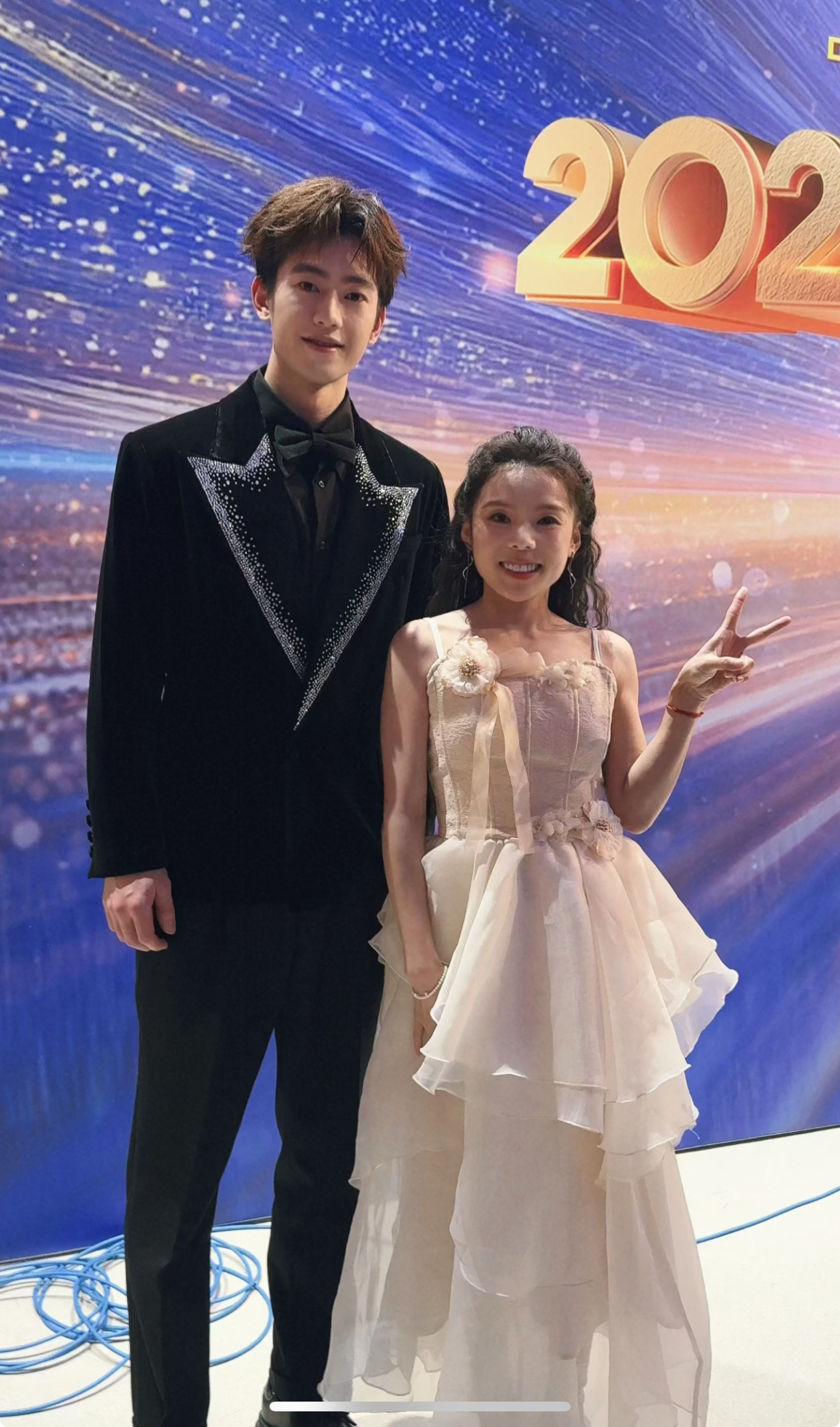 我不中了这张的高清怎么显得这么呆愣愣的一只蘑菇狗 