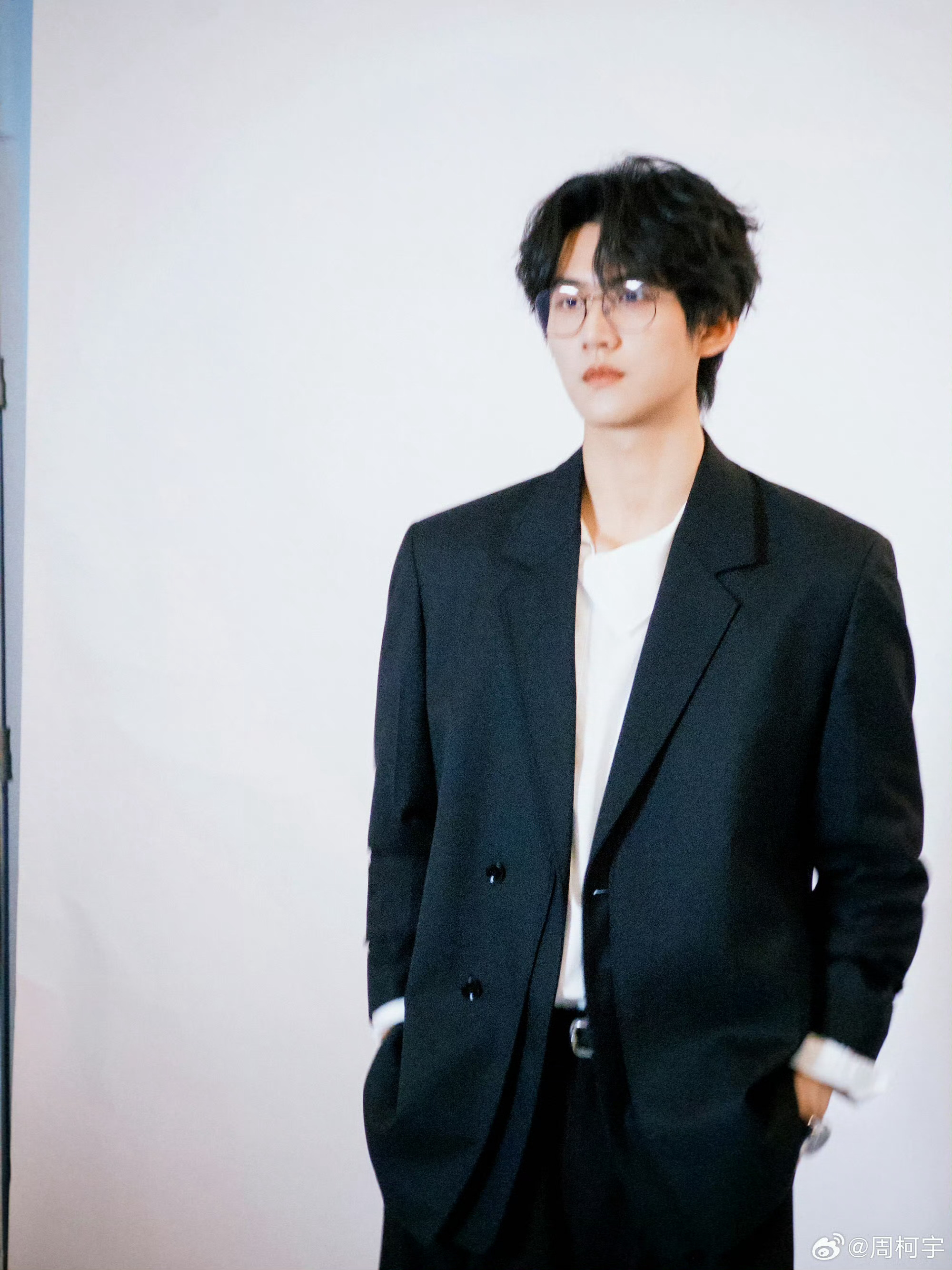 周柯宇炽夏收官长文 周柯宇 周柯宇长文告别《炽夏》陆西骁，在盛夏告别《炽夏》，还