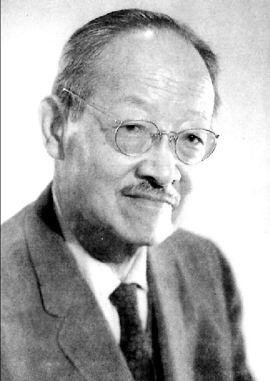 1920年，一个28岁的年轻人回国到清华教书。学校给他排课：物理、数学、心理学—