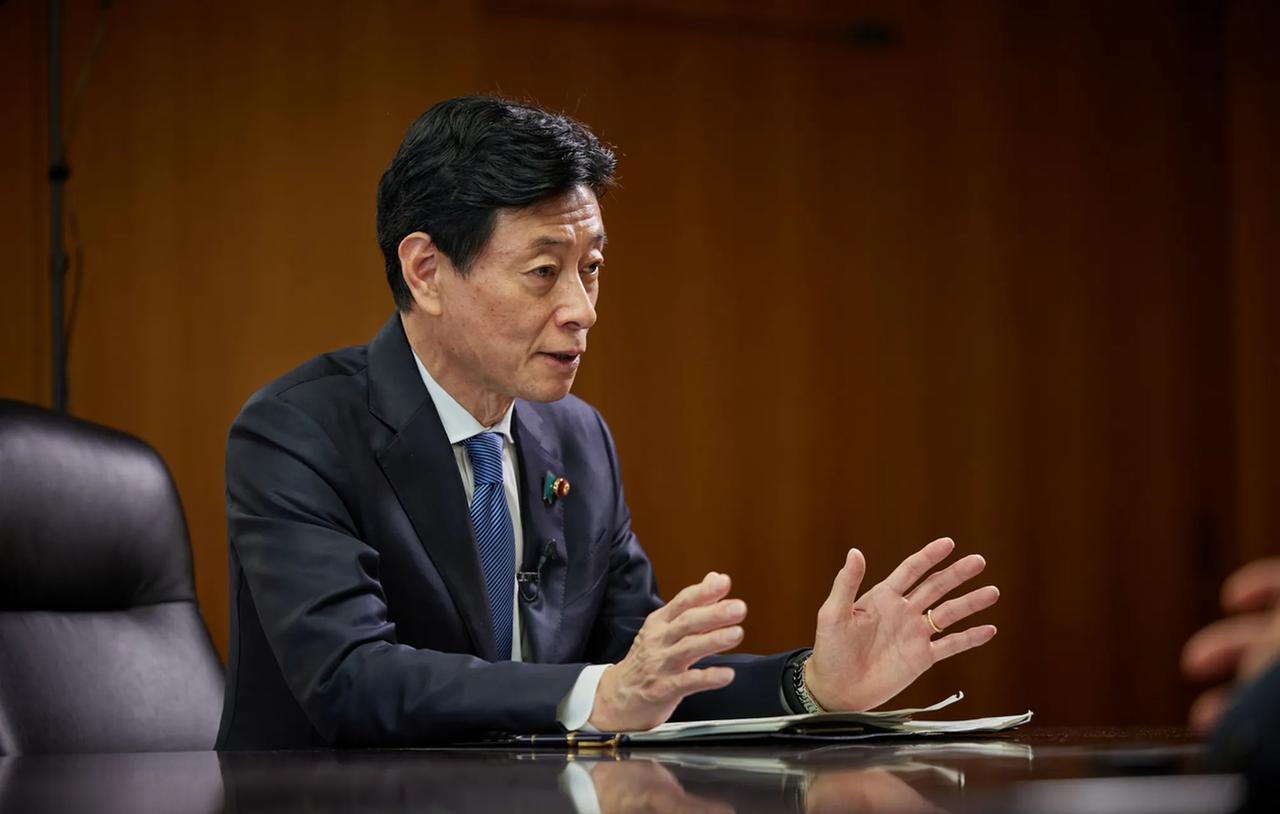 有意修复双边氛围，日方高层特意前来接触，中方冷淡回应点明现实。

区域之间的平稳