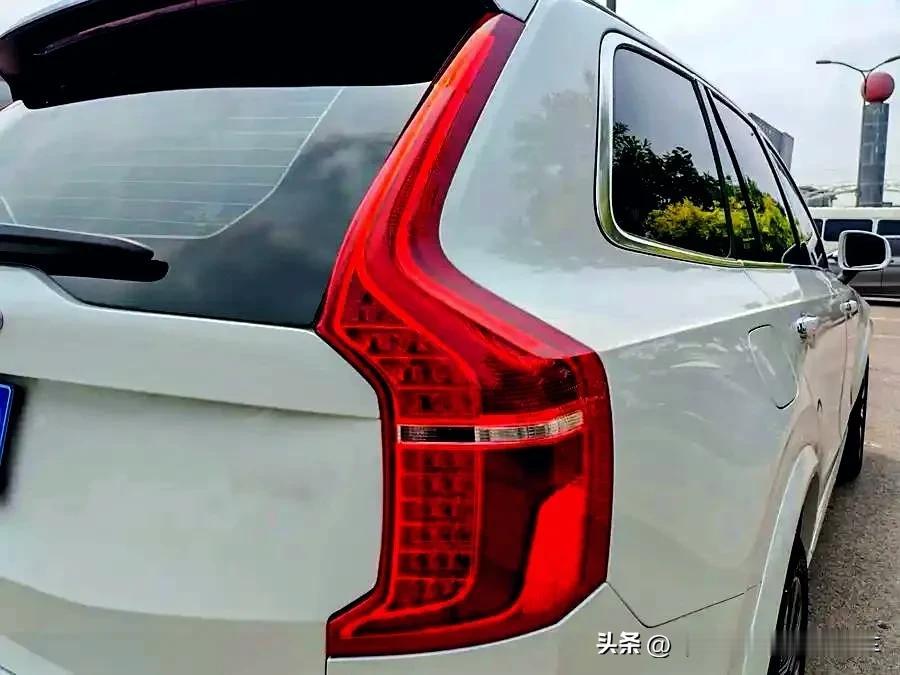 现在燃油党仍然在争执什么涡轮增压或者是自然吸气，我个人觉得这个其实根本就没什么必