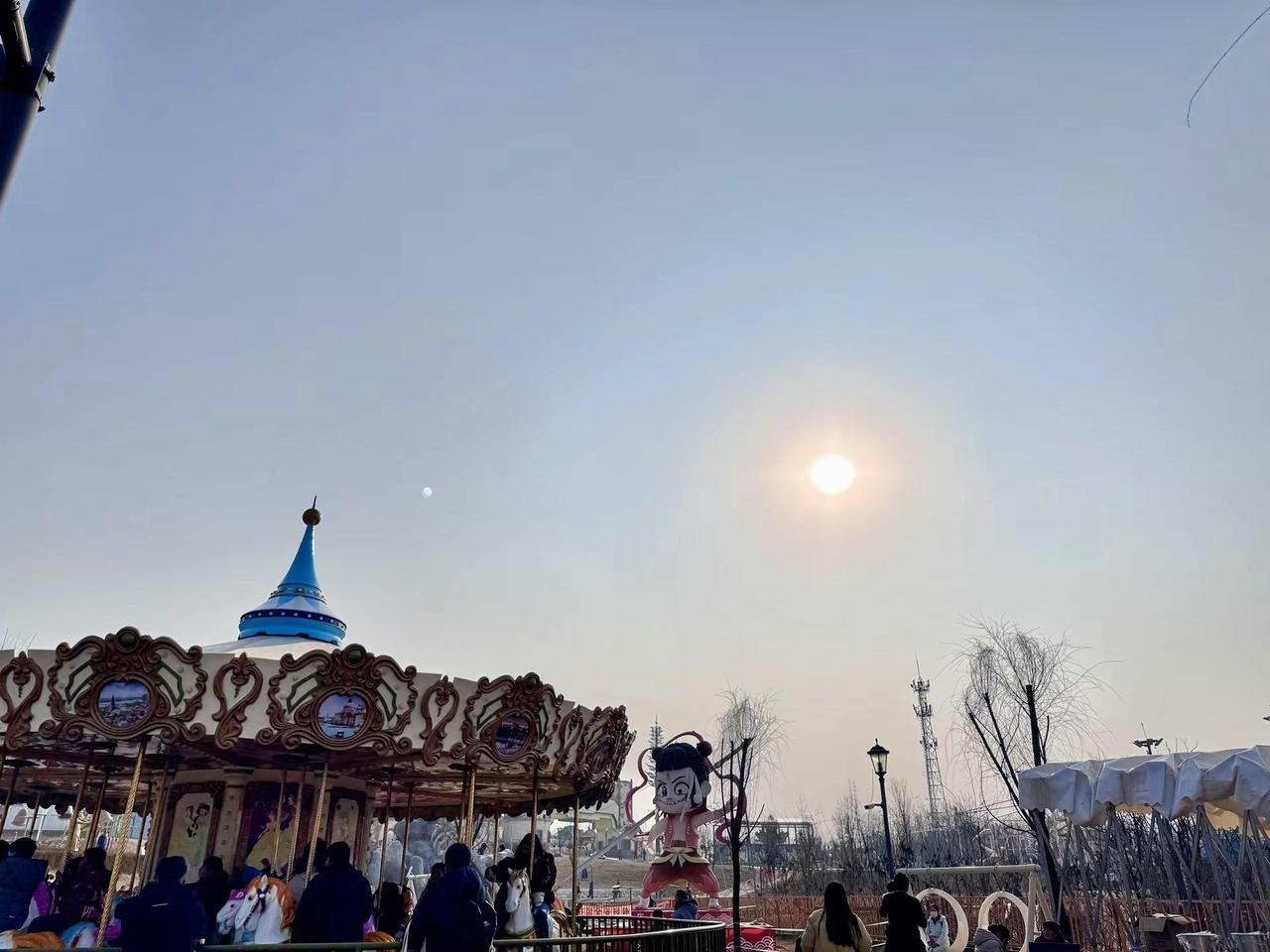 家人在旁 幸福在侧 没有更好的文案 只有最好的家人 唠叨又温暖  大概就是家人了