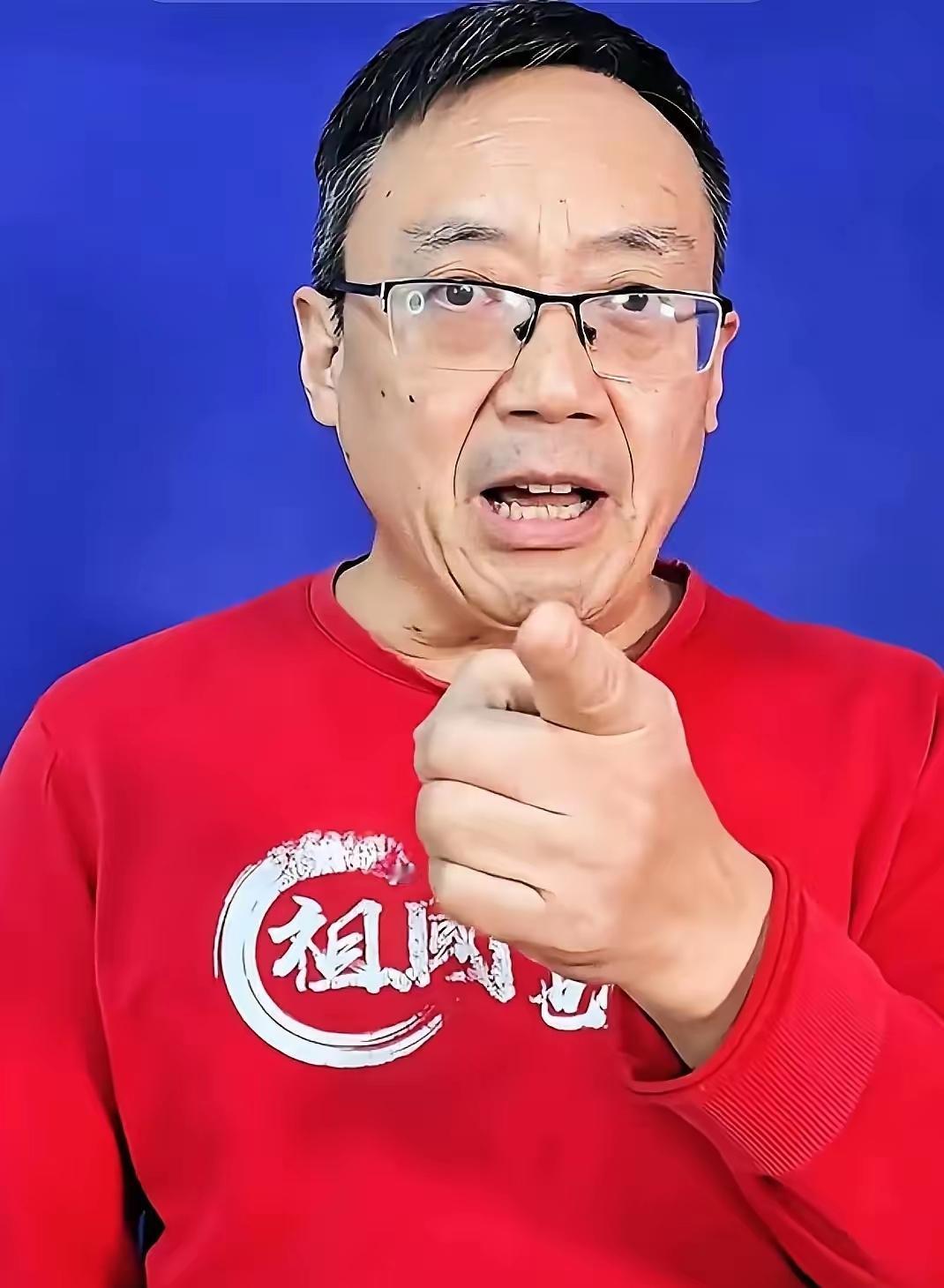 汤家凤怒了！一条动态直接炸翻全网：“你们在对人民犯罪！”评论区瞬间被点赞淹没，网