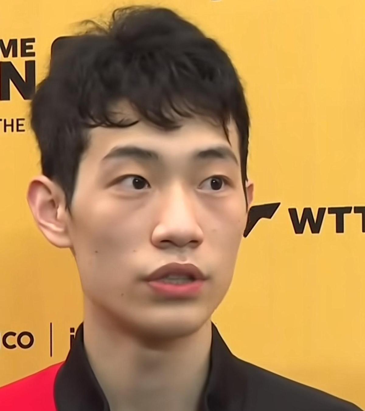 向鹏球速快到对手没反应，正手像装了火箭，可现在不乱打了，学会收着来。
陈垣宇反手
