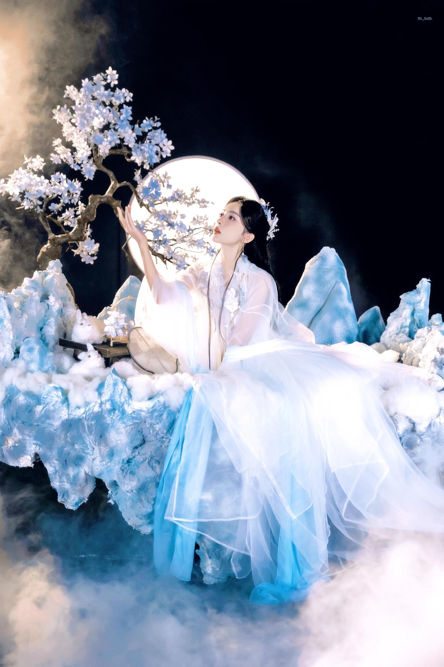 娜扎·𝙉𝙖 𝙕𝙝𝙖 ✘ 明月千里寄相思🌙娜扎古装怎么美成这样 ​​​