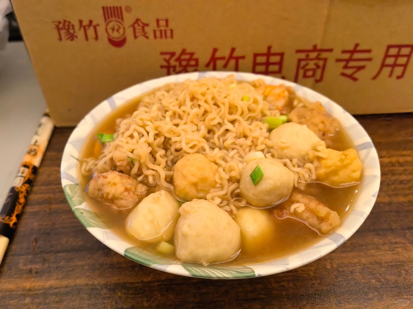 小区的流浪猫，能熬过这个冬天嘛？