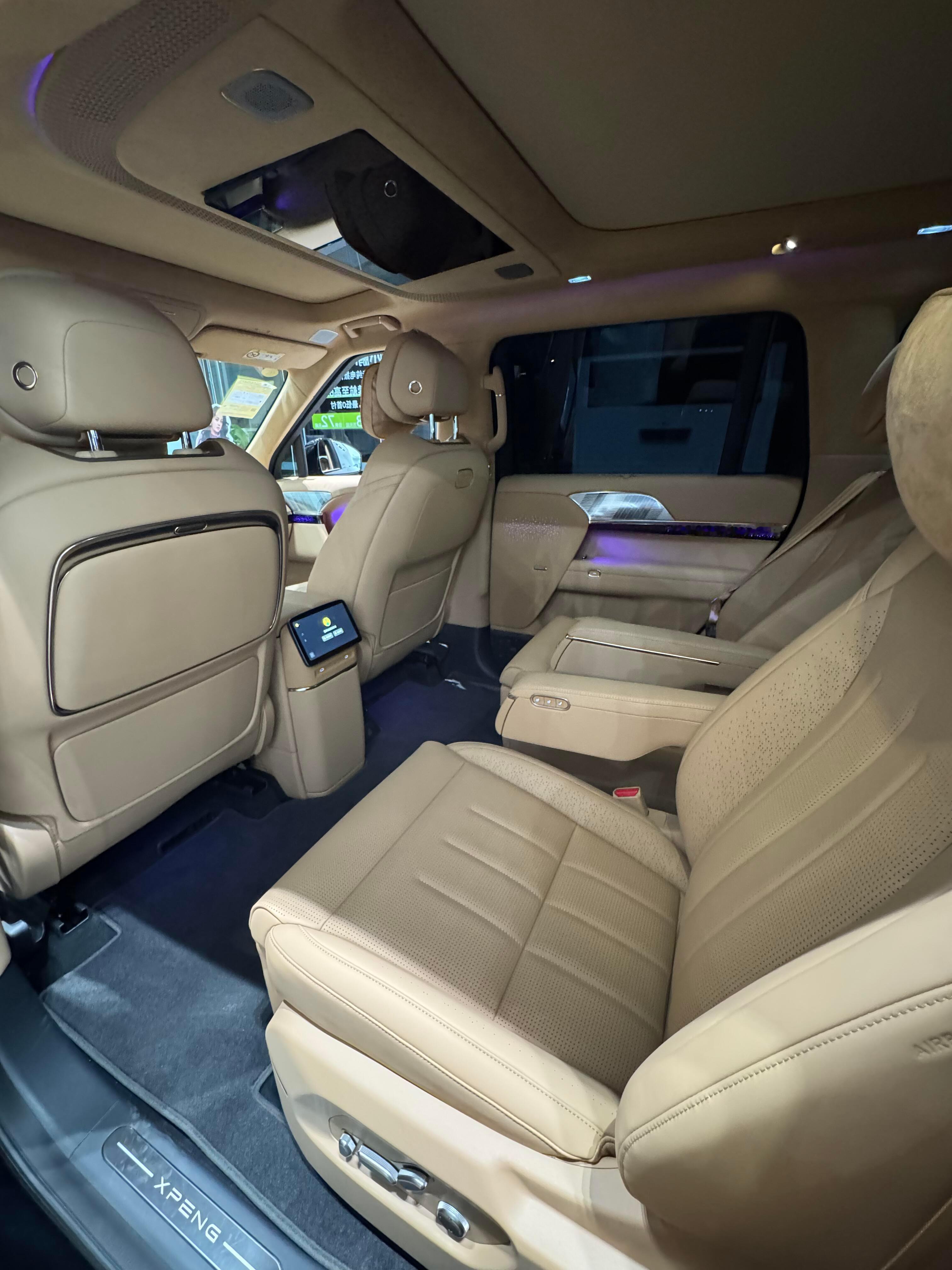 小鹏GX真的很气派呀，科技感十足，空间巨大，质感非常豪华小鹏gx