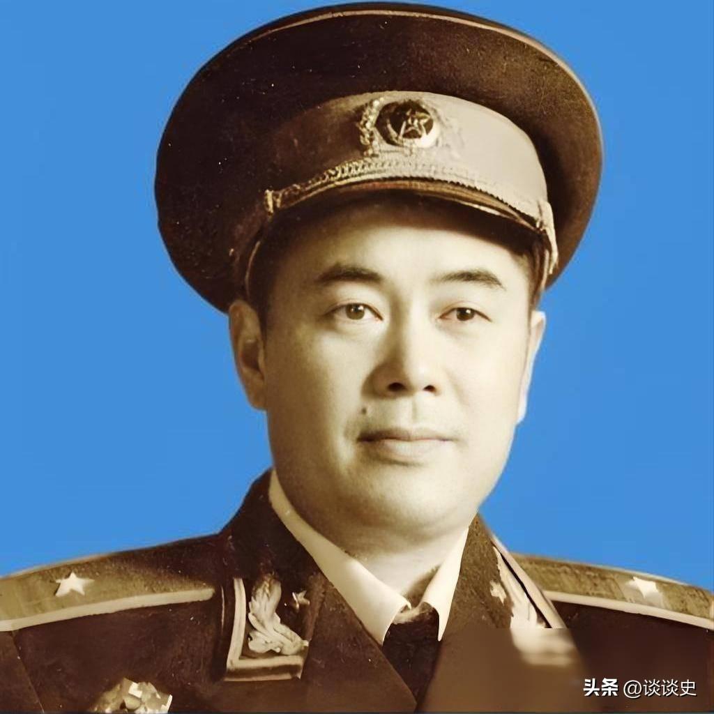 1985年，新中国开启规模空前的百万大裁军，全军十一大军区精简为七大军区，多个老