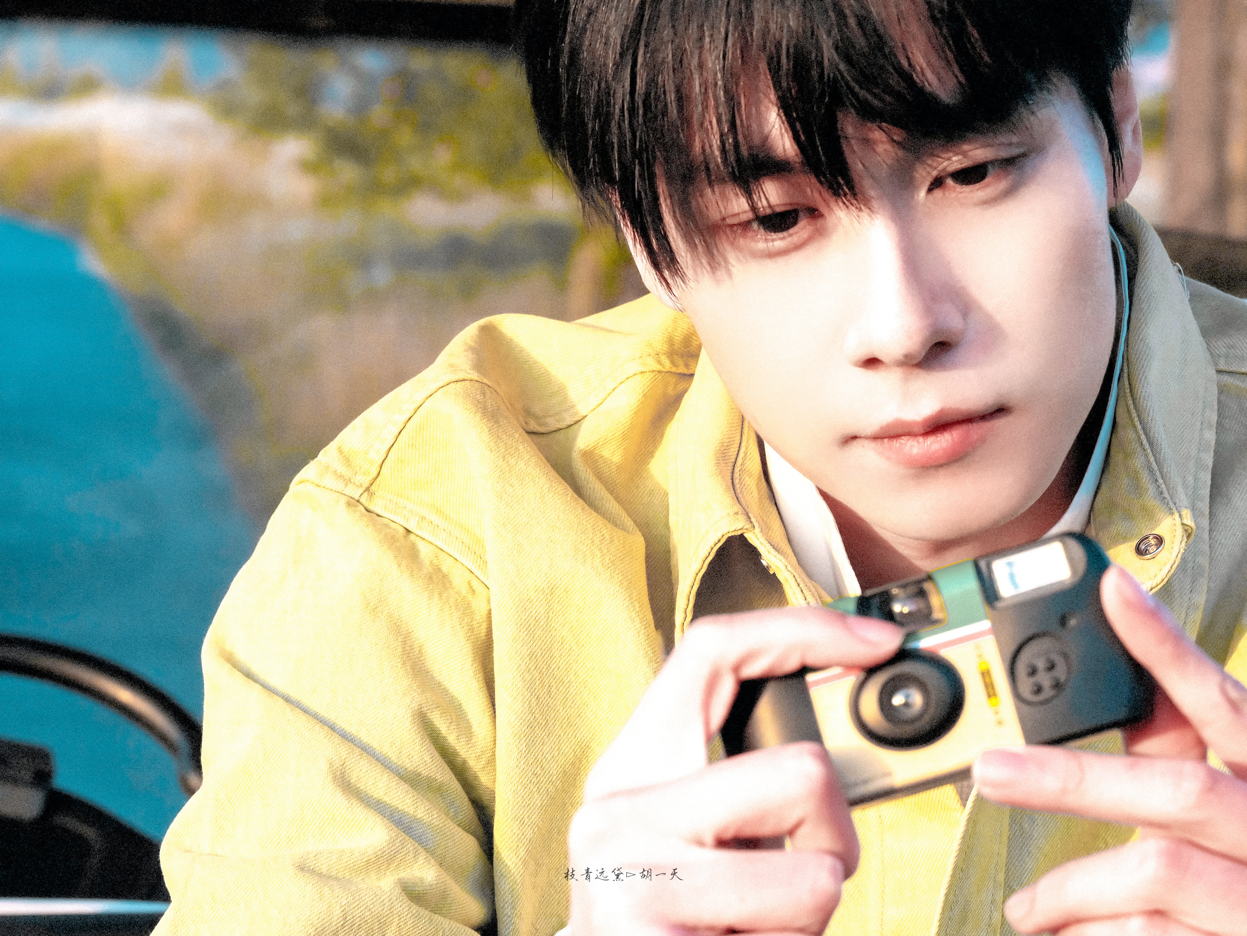 在这漫长的人生旅途中，有你在我身边，是我最大的幸福和幸运。