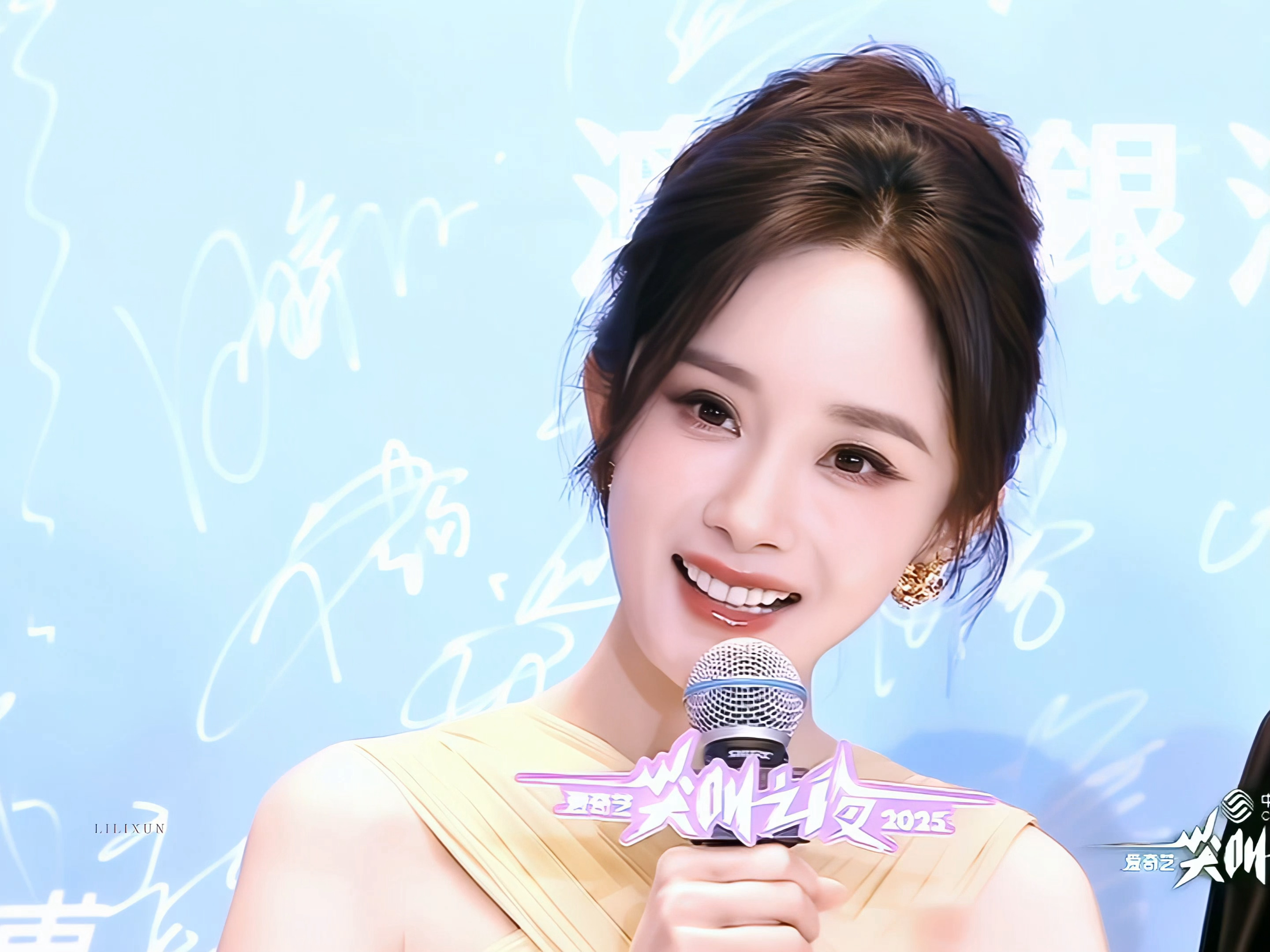 妈幂 你好美 ～ 眼睛亮晶晶的🥹杨幂 妈幂降临尖叫之夜