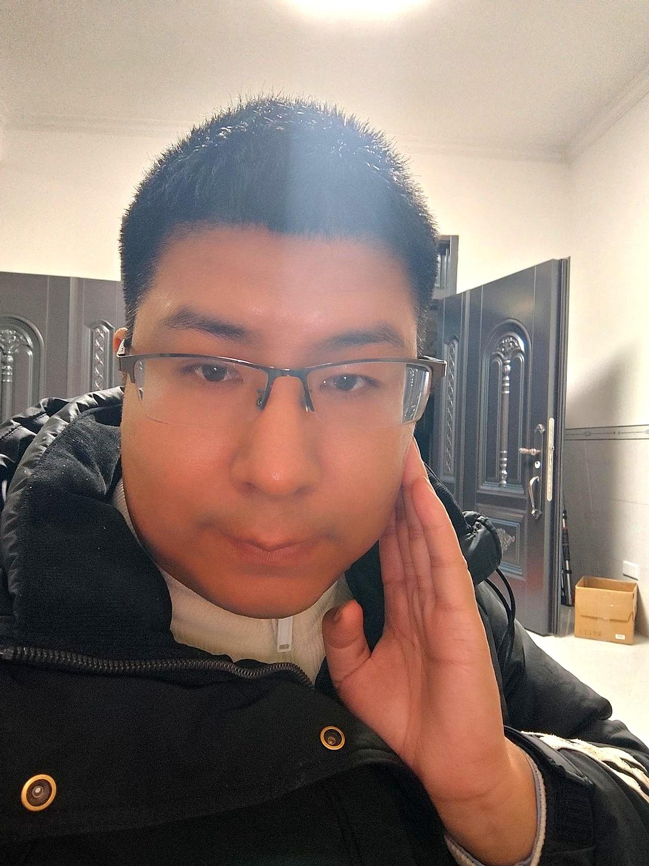 老家卖房的套路真是防不胜防！
听说我单身，居然打着介绍对象的幌子让我回去看房。